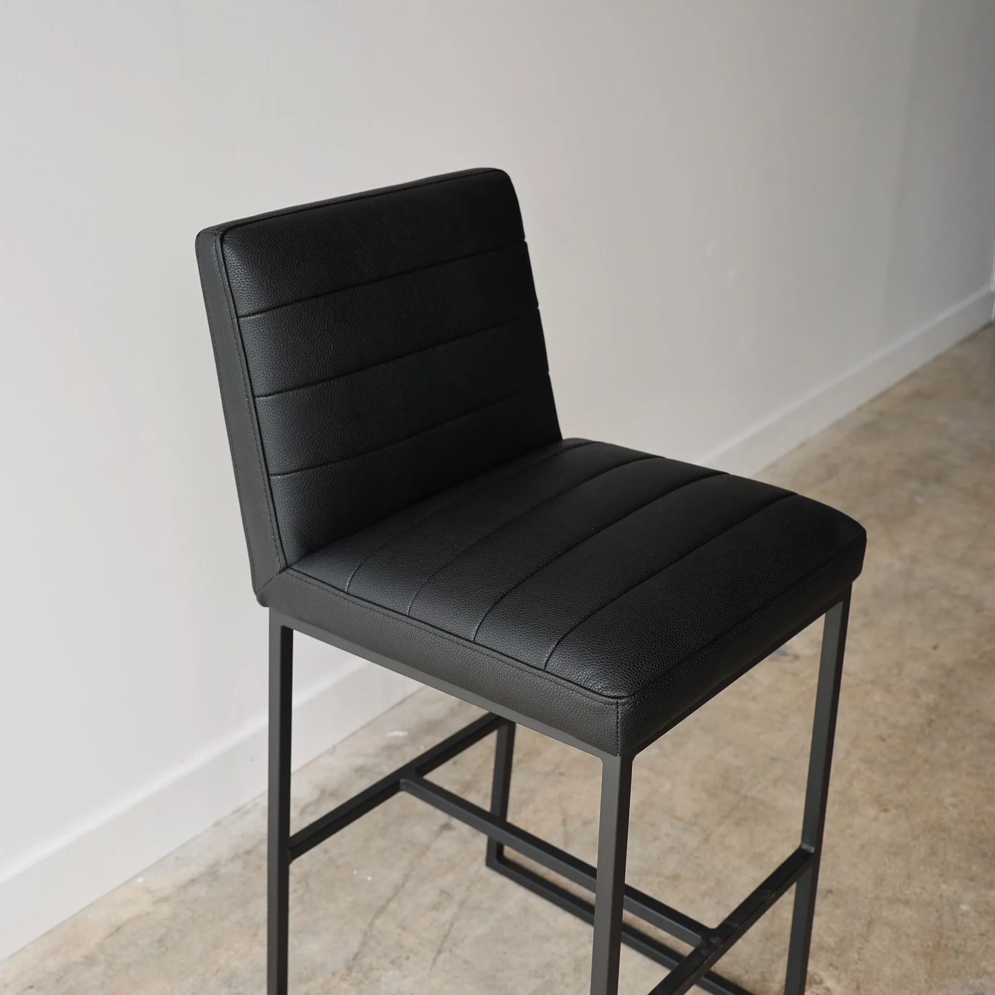 Julio Black Barstool